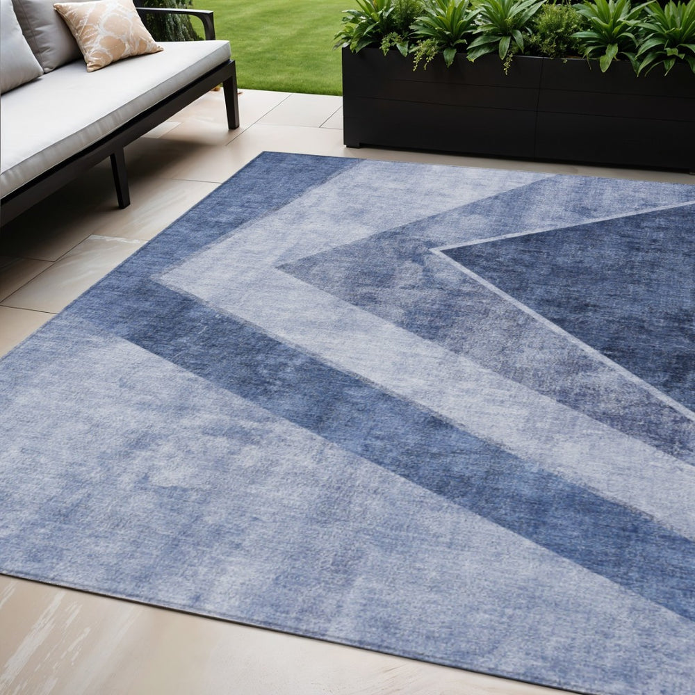 HomeRoots 5' Navy Blue and Denim Geometric Area Rug - Durable, Washable Design for Indoor or Outdoor Spaces 5' X 8' 580989