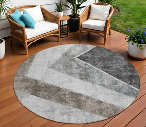 Homeroots 3' Brown And Beige Geometric Washable Indoor Outdoor Area Rug For Stylish Living Spaces & Patios 8' Round Polyester 580996