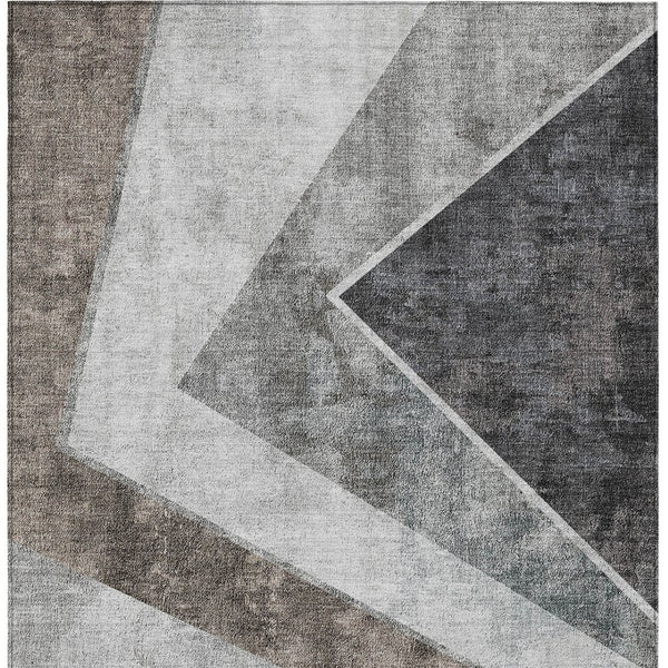 Homeroots 3' Brown And Beige Geometric Washable Indoor Outdoor Area Rug For Stylish Living Spaces & Patios 9' X 12' Polyester 580998