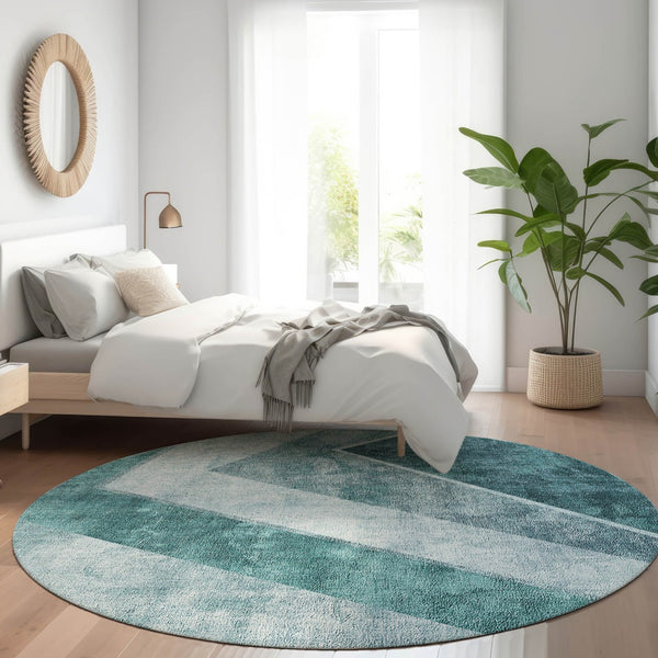 Homeroots 3' Brown And Beige Geometric Washable Indoor Outdoor Area Rug For Stylish Living Spaces & Patios 8' Round Polyester 581008