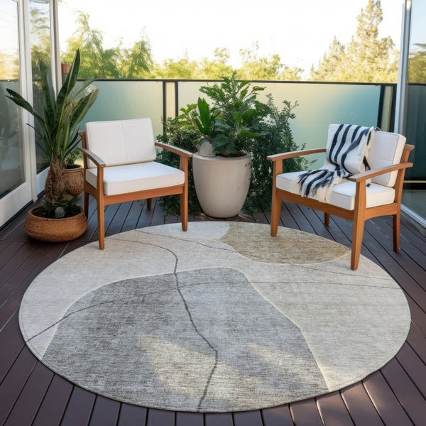 Homeroots 3' Beige Brown Taupe Abstract Washable Area Rug For Indoor Outdoor Spaces – Stylish & Durable Decor 8' Round Polyester 581014