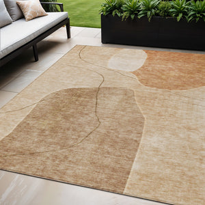 Homeroots 3' Beige Brown Taupe Abstract Washable Area Rug For Indoor Outdoor Spaces – Stylish & Durable Decor 5' X 8' Polyester 581031