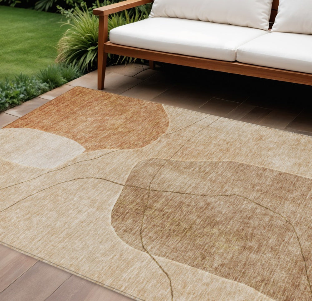 HomeRoots 5' Vibrant Abstract Area Rug in Warm Orange, Copper, and Terra Cotta - Washable for Indoor & Outdoor Use 8' X 10' 581033