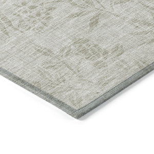 Homeroots 3' Beige Floral Area Rug - Stylish Washable Design For Indoor & Outdoor Spaces, Stain Resistant 3' X 5' Polyester 581071