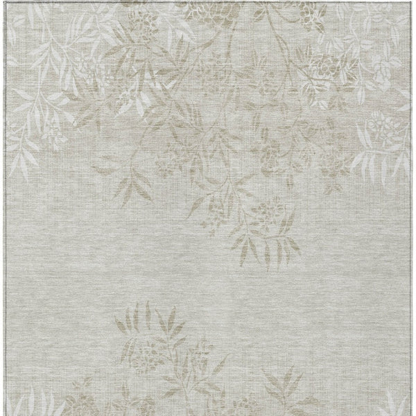 Homeroots 3' Beige Floral Area Rug - Stylish Washable Design For Indoor & Outdoor Spaces, Stain Resistant 8' X 10' Polyester 581074