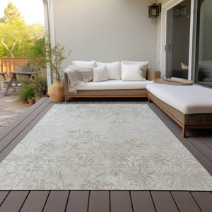Homeroots 3' Beige Floral Area Rug - Stylish Washable Design For Indoor & Outdoor Spaces, Stain Resistant 10' X 14' Polyester 581076
