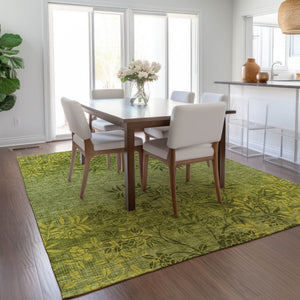 Homeroots 3' Beige Floral Area Rug - Stylish Washable Design For Indoor & Outdoor Spaces, Stain Resistant 3' X 5' Polyester 581101