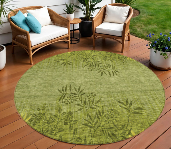 Homeroots 3' Beige Floral Area Rug - Stylish Washable Design For Indoor & Outdoor Spaces, Stain Resistant 8' Round Polyester 581103