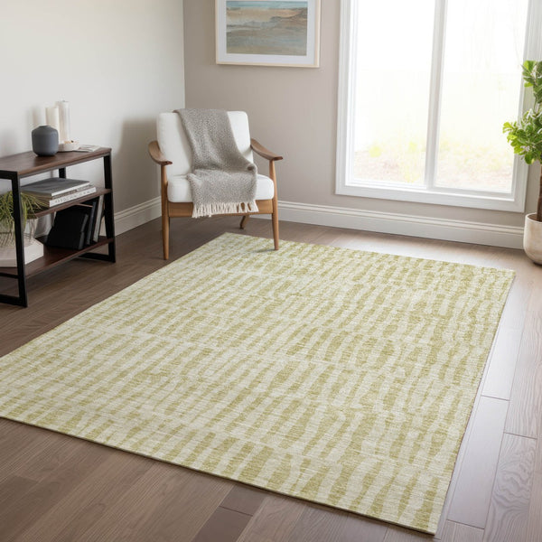 Homeroots 3' Stylish Beige And Tan Striped Washable Area Rug For Indoor And Outdoor Spaces, Durable Design 3' X 5' Polyester 581125