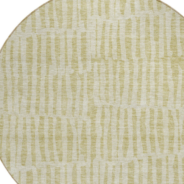 Homeroots 3' Stylish Beige And Tan Striped Washable Area Rug For Indoor And Outdoor Spaces, Durable Design 8' Round Polyester 581127