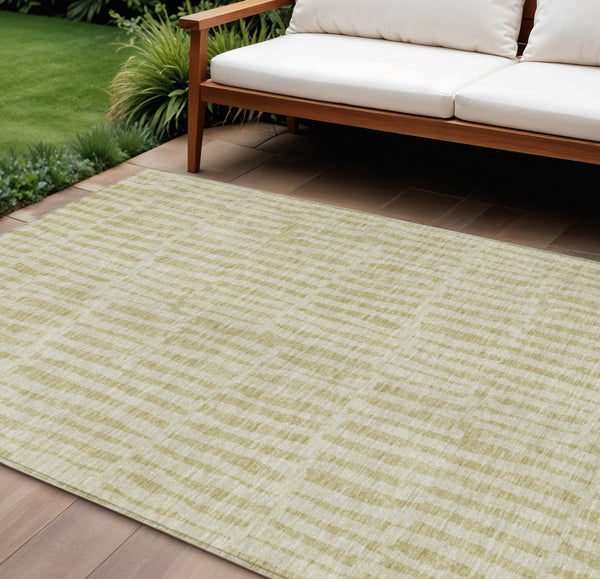 Homeroots 3' Stylish Beige And Tan Striped Washable Area Rug For Indoor And Outdoor Spaces, Durable Design 8' X 10' Polyester 581128