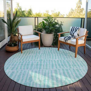 Homeroots 3' Stylish Beige And Tan Striped Washable Area Rug For Indoor And Outdoor Spaces, Durable Design 8' Round Polyester 581139