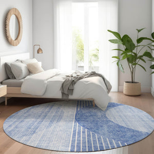 Homeroots 3' Stylish Denim Blue & Sky Blue Geometric Washable Indoor Outdoor Area Rug For Versatile Spaces 8' Round Polyester 581175