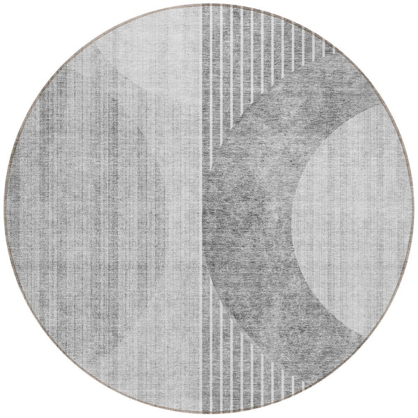 Homeroots 3' Stylish Denim Blue & Sky Blue Geometric Washable Indoor Outdoor Area Rug For Versatile Spaces 8' Round Polyester 581187