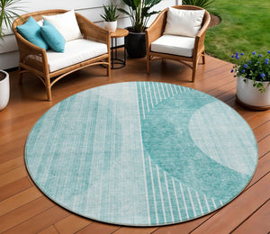 Homeroots 3' Stylish Denim Blue & Sky Blue Geometric Washable Indoor Outdoor Area Rug For Versatile Spaces 8' Round Polyester 581193