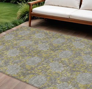Homeroots 3' Artichoke Green And Gray Floral Washable Area Rug For Indoor And Outdoor Spaces, Durable Design 8' X 10' Polyester 581230