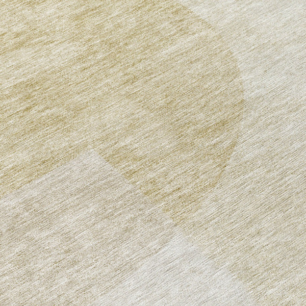 Homeroots 3' Brown Beige Ivory Geometric Indoor Outdoor Area Rug – Durable, Washable, Stylish For Any Space 8' Round Polyester 581259