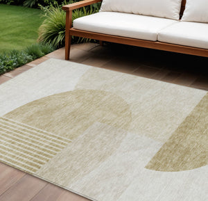 Homeroots 3' Brown Beige Ivory Geometric Indoor Outdoor Area Rug – Durable, Washable, Stylish For Any Space 8' X 10' Polyester 581260
