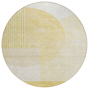 HomeRoots 5' Gold Wheat Ivory Geometric Indoor Outdoor Area Rug - Durable, Washable, Non-Slip for Modern Spaces 8' Round 581283