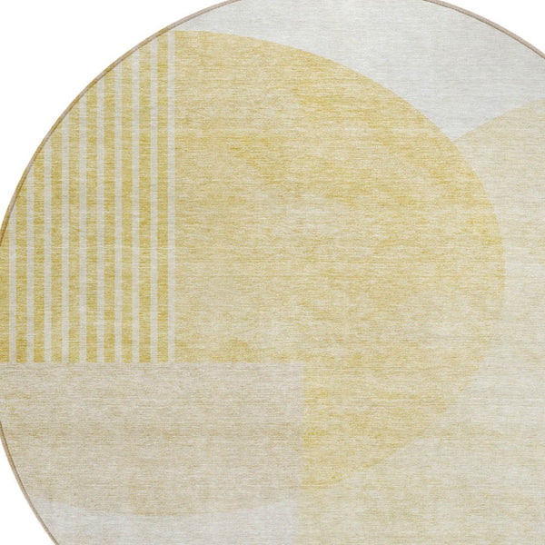 Homeroots 3' Brown Beige Ivory Geometric Indoor Outdoor Area Rug – Durable, Washable, Stylish For Any Space 8' Round Polyester 581283