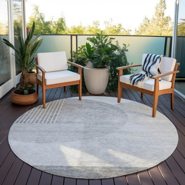Homeroots 3' Brown Beige Ivory Geometric Indoor Outdoor Area Rug – Durable, Washable, Stylish For Any Space 8' Round Polyester 581289