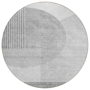 HomeRoots 5' Geometric Area Rug in Gray, Silver, and Ivory - Washable Design for Indoor and Outdoor Durability 8' Round 581289