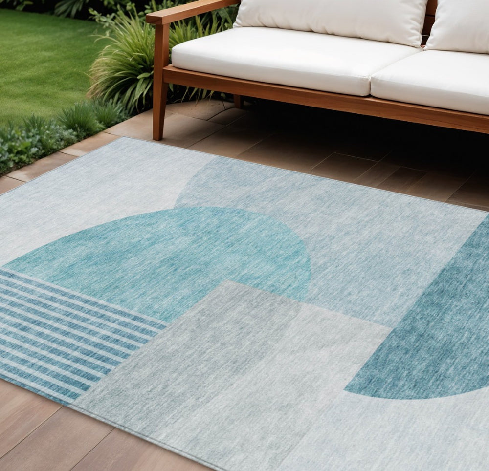 HomeRoots 9' Teal Blue and Silver Geometric Area Rug - Stylish, Washable Indoor-Outdoor Design for All Spaces 9' X 12' 581309