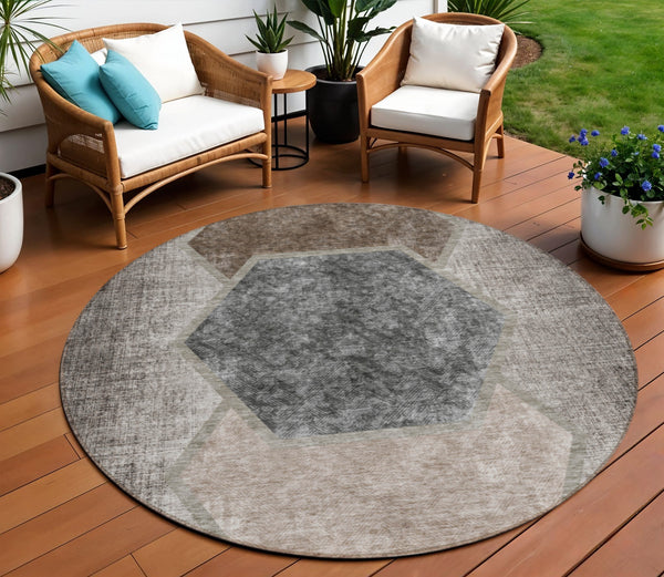 Homeroots 3' Eggplant Purple & Lavender Geometric Washable Indoor-outdoor Area Rug For Stylish Spaces 8' Round Polyester 581319