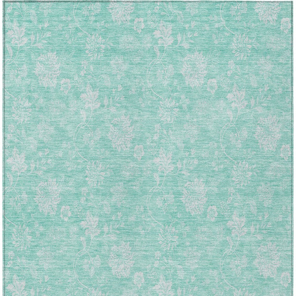 Homeroots 3' Artichoke Green Floral Washable Area Rug - Perfect For Indoor & Outdoor Spaces, Stain Resistant 5' X 8' Polyester 581402