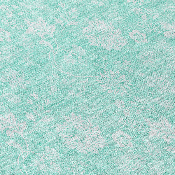 Homeroots 3' Artichoke Green Floral Washable Area Rug - Perfect For Indoor & Outdoor Spaces, Stain Resistant 8' Round Polyester 581403