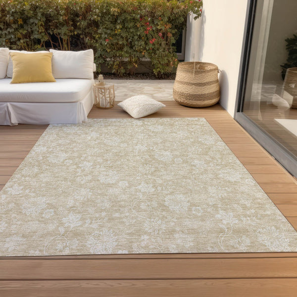 Homeroots 3' Artichoke Green Floral Washable Area Rug - Perfect For Indoor & Outdoor Spaces, Stain Resistant 8' X 10' Polyester 581410