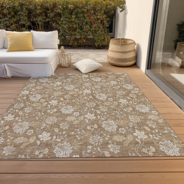 Homeroots 3' Artichoke Green Floral Washable Area Rug - Perfect For Indoor & Outdoor Spaces, Stain Resistant 3' X 5' Polyester 581419
