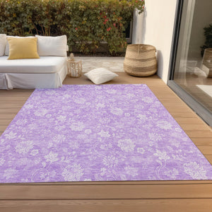 Homeroots 3' Artichoke Green Floral Washable Area Rug - Perfect For Indoor & Outdoor Spaces, Stain Resistant 10' X 14' Polyester 581436