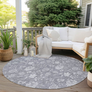 Homeroots 3' Artichoke Green Floral Washable Area Rug - Perfect For Indoor & Outdoor Spaces, Stain Resistant 8' Round Polyester 581451
