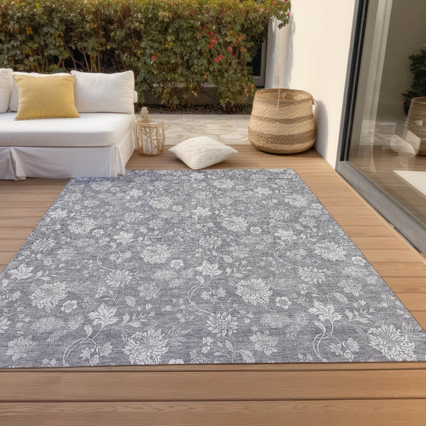 Homeroots 3' Artichoke Green Floral Washable Area Rug - Perfect For Indoor & Outdoor Spaces, Stain Resistant 10' X 14' Polyester 581454