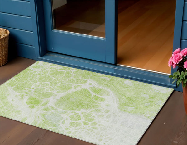 Homeroots 3' Artichoke Green Nautical Area Rug - Washable Indoor Outdoor Design For Home And Patio Use 3' X 5' Polyester 581455