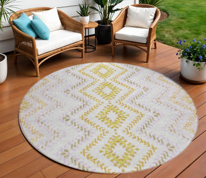 Homeroots 3' Geometric Beige Orange And Red Washable Area Rug For Indoor And Outdoor Spaces, Durable Design 8' Round Polyester 581535