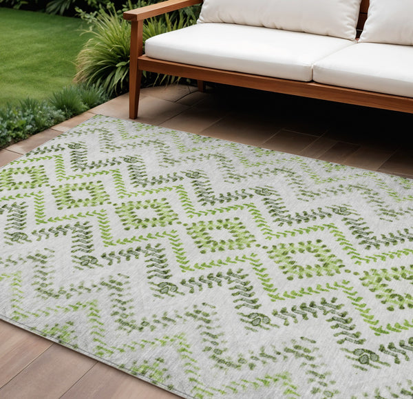 Homeroots 3' Stylish Green And Ivory Geometric Washable Area Rug For Indoor And Outdoor Spaces, Durable Design 10' X 14' Polyester 581544