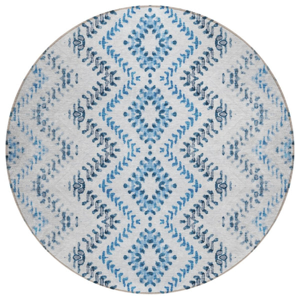 HomeRoots 5' Modern Geometric Washable Indoor/Outdoor Area Rug in Navy and Denim Blues for Versatile Spaces 8' Round 581547