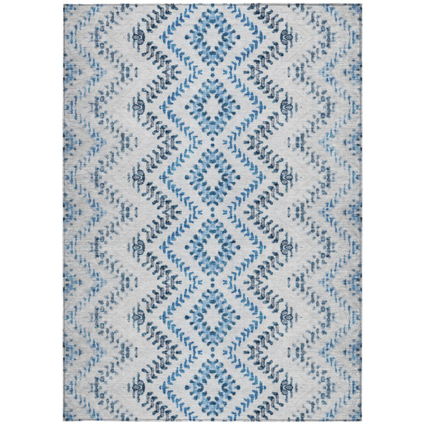 Homeroots 3' Stylish Green And Ivory Geometric Washable Area Rug For Indoor And Outdoor Spaces, Durable Design 9' X 12' Polyester 581549