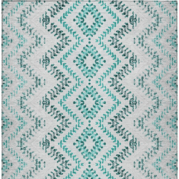 Homeroots 3' Stylish Green And Ivory Geometric Washable Area Rug For Indoor And Outdoor Spaces, Durable Design 8' X 10' Polyester 581560