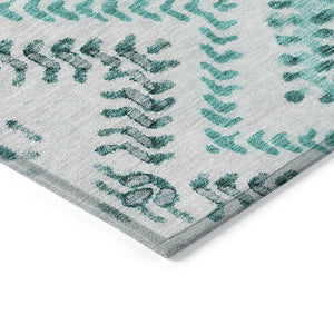 Homeroots 3' Stylish Green And Ivory Geometric Washable Area Rug For Indoor And Outdoor Spaces, Durable Design 9' X 12' Polyester 581561
