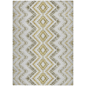 Homeroots 3' Stylish Green And Ivory Geometric Washable Area Rug For Indoor And Outdoor Spaces, Durable Design 10' X 14' Polyester 581568