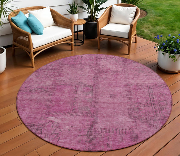 Homeroots 3' Beige Taupe And Brown Patchwork Washable Area Rug For Indoor Or Outdoor Spaces, Stylish & Durable 8' Round Polyester 581577