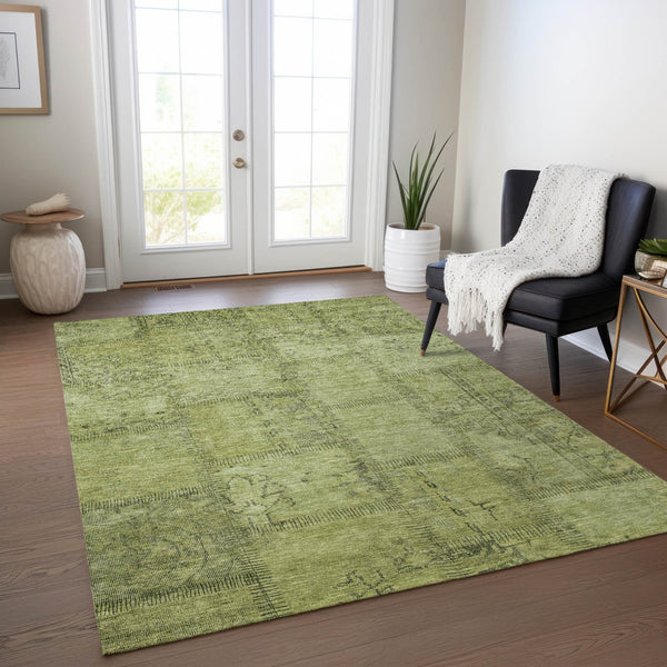 Homeroots 3' Beige Taupe And Brown Patchwork Washable Area Rug For Indoor Or Outdoor Spaces, Stylish & Durable 5' X 8' Polyester 581594