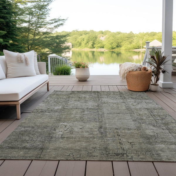 Homeroots 3' Beige Taupe And Brown Patchwork Washable Area Rug For Indoor Or Outdoor Spaces, Stylish & Durable 8' X 10' Polyester 581626