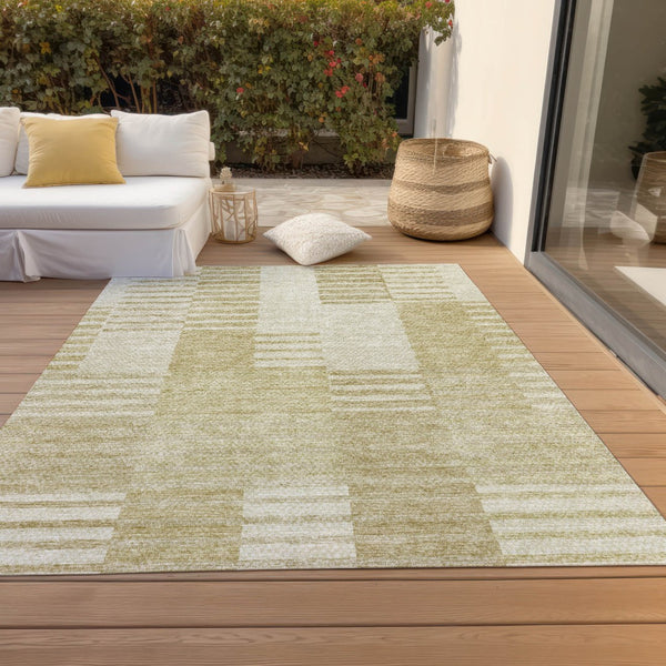 Homeroots 3' Stylish Artichoke Green And Mint Striped Washable Indoor-outdoor Area Rug For All Spaces 3' X 5' Polyester 581635
