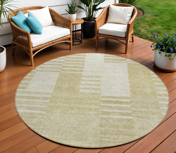Homeroots 3' Stylish Artichoke Green And Mint Striped Washable Indoor-outdoor Area Rug For All Spaces 8' Round Polyester 581637