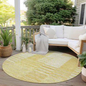 Homeroots 3' Stylish Artichoke Green And Mint Striped Washable Indoor-outdoor Area Rug For All Spaces 8' Round Polyester 581649