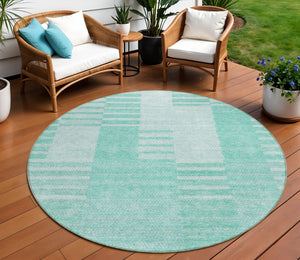 Homeroots 3' Stylish Artichoke Green And Mint Striped Washable Indoor-outdoor Area Rug For All Spaces 8' Round Polyester 581679